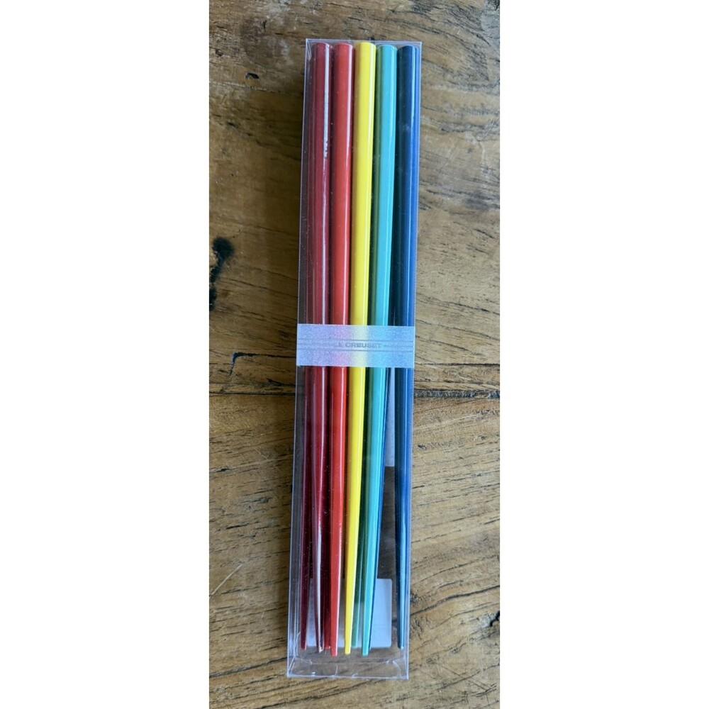 Le Creuset Guest Chopsticks Set 5 pair Bamboo Wood 23cm Rainbow NEW